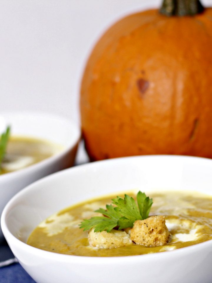 indian inspired pumpkin soup|www.mannaandspice.com