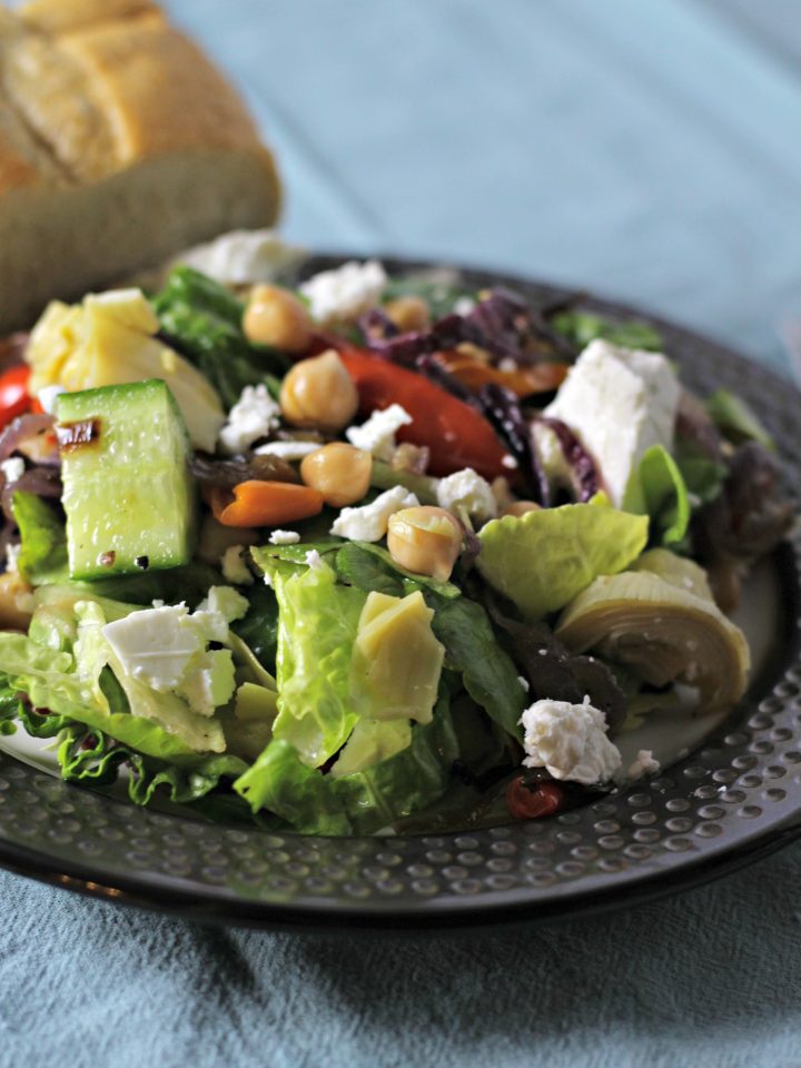 roasted red pepper salad with chickpeas|www.mannaandspice.com