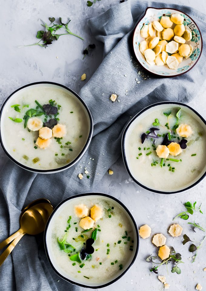Whole30 Spring Clam Chowder|www.mannaandspice.com